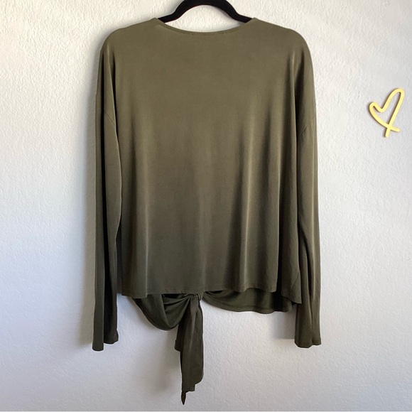 \ASTR The Label\ Olive Green Tie Front Top - Picture 10 of 15
